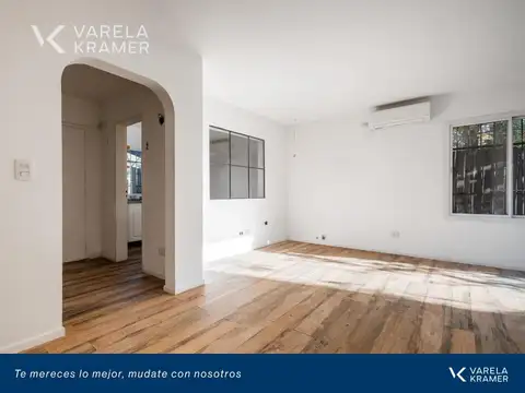Casa 6 ambientes con 2 baños