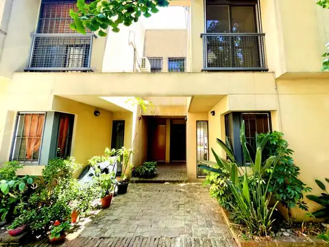 PH en Alquiler de 3 Ambientes, Con Jardín - Vicente López