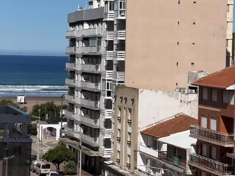 departamento dos ambientes a 100mts del mar