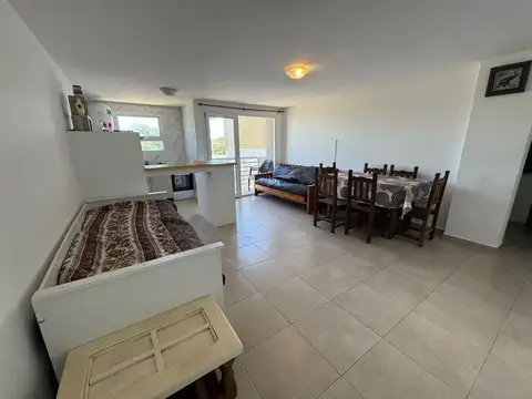 VENTA DEPARTAMENTO 2 AMBIENTES CON BALCON 