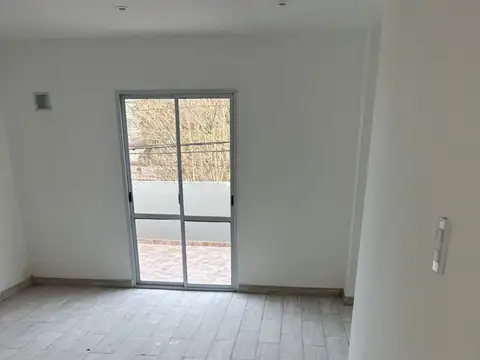 Depto Tipo Casa en Venta 5 años