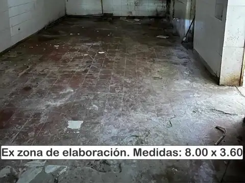 Local en Alquiler en Flores, $ 2.200.000