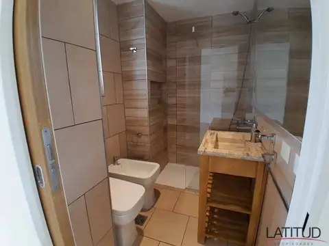 Departamento en Alquiler con 1 cocheras