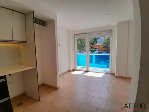 12 de Octubre 317, 1 J, Ushuaia, Tierra del Fuego, 100