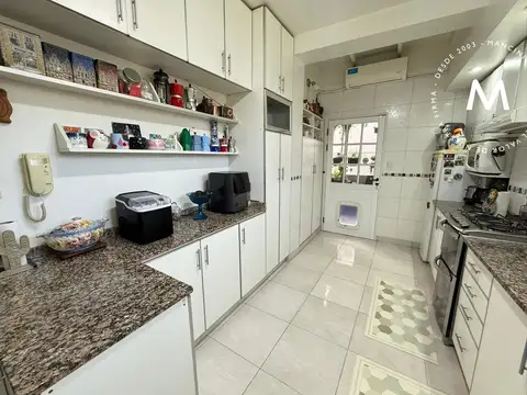 Depto Tipo Casa 5 ambientes con 2 baños