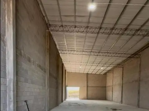 Galpon en Alquiler A Estrenar