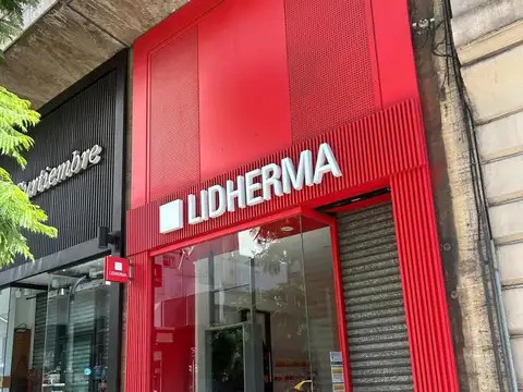 VENTA LOCAL ZONA COMERCIAL EN 3 PLANTAS BARRIO NORTE