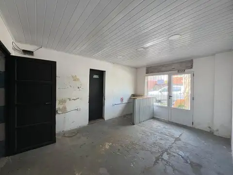 Local en Alquiler en Campana, $ 600.000
