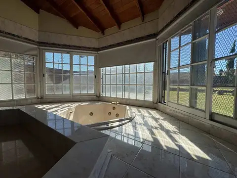 Casa en Alquiler de 3 dormitorios