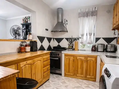 DEPTO 5 AMBIENTES EN VENTA,BARRIO PIEDRABUENA