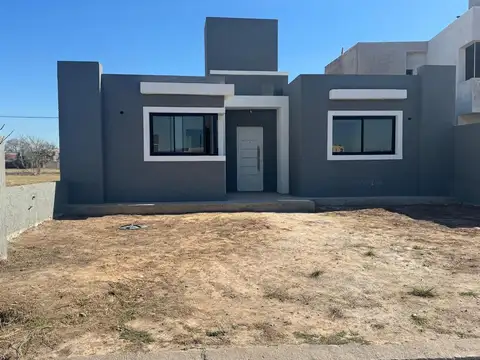 CASA EN VENTA DOS DORMITORIOS EN VALLE CERCANO CORDOBA