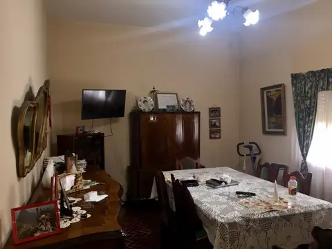 Pueyrredon Nº 158 e/ Payro y Aguirre