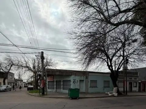 ESQUINA REGIMIENTO 11 Y ENTRE RIOS
