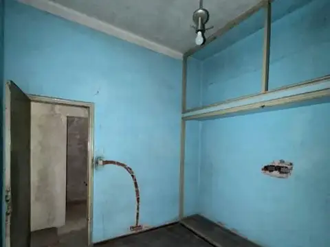 Casa 6 ambientes con 1 baño