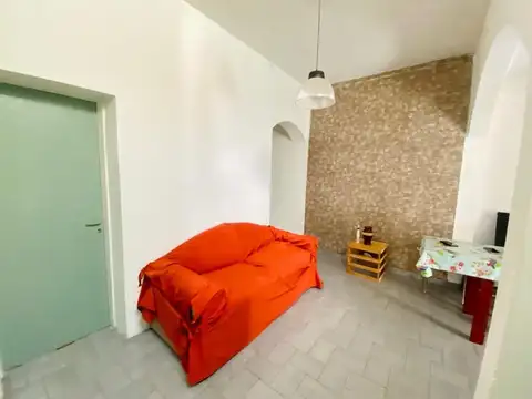 Depto Tipo Casa en Venta en Liniers, USD 125.000