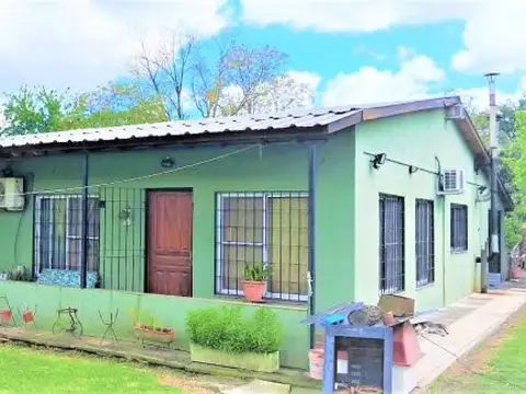 CASA QUINTA  SOBRE LOTE DE 2250 M2 EN GENERAL RODRÍGUEZ, ESCUCHA OFERTAS