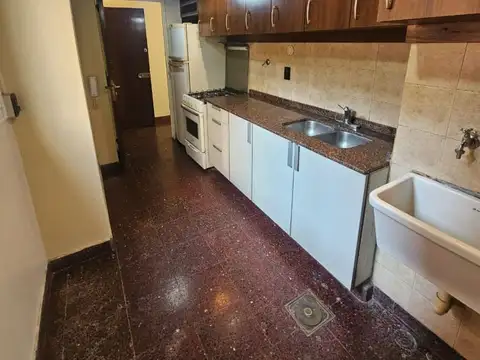 Departamento 4 ambientes con 2 baños