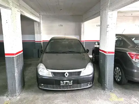 Senillosa 200  Cochera fija cubierta piso 6 Caballito