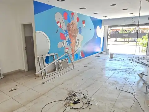 Local comercial 27 m² sobre Av. Remigio López, José C. Paz