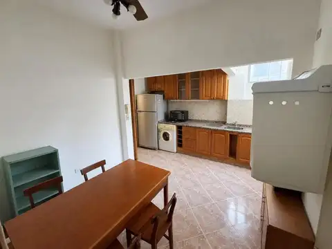 Migueletes 1800, Piso 1