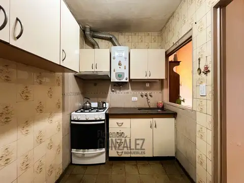 CASA 4 AMB CON LOCAL Y COCHERA