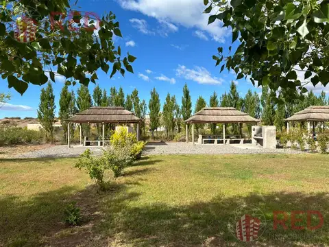 VENTA DE TERRENO SECTOR  "PRADERAS" SOBRE AVENIDA PRINCIPAL