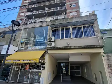 AV AMERICA 600