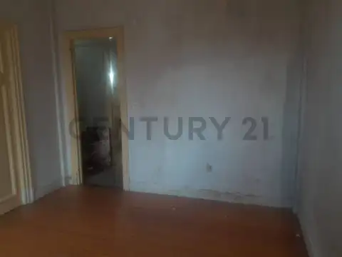 Venta  Departamento 4 ambientes en La Boca.