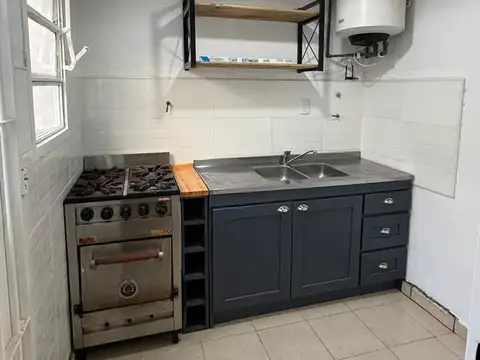 Depto Tipo Casa en Alquiler de 3 ambientes