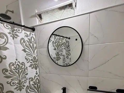 Depto Tipo Casa en Alquiler 50 años