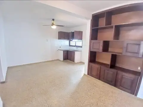 Casa en Alquiler en Los Troncos, $ 900.000