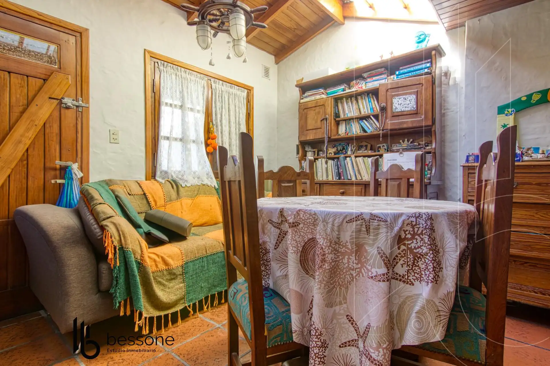 Casa en Villa primera