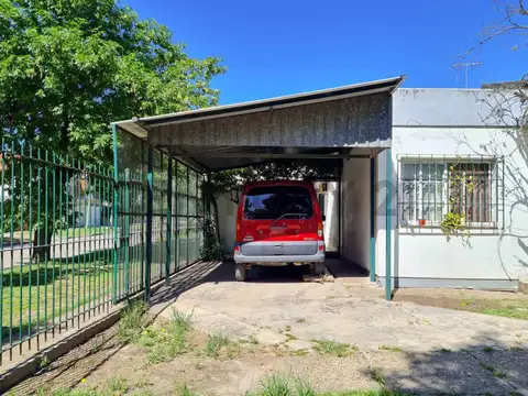 Venta de Casa 5 AMBIENTES Ranelagh, Berazategui