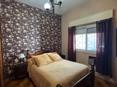 Venta Casa 4 Amb Cochera Pileta + Depto