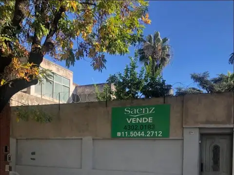 CASA EN VENTA CON PATIO
