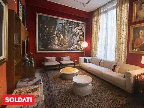 Casa en Venta con 4 cocheras