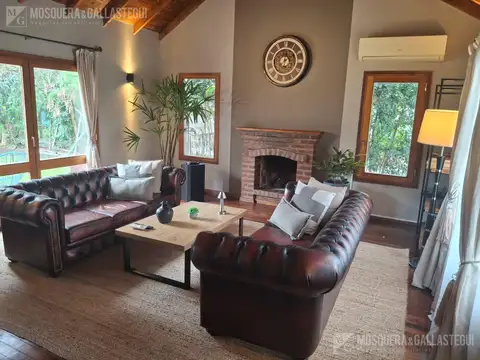 Casa en Alquiler de 3 dormitorios