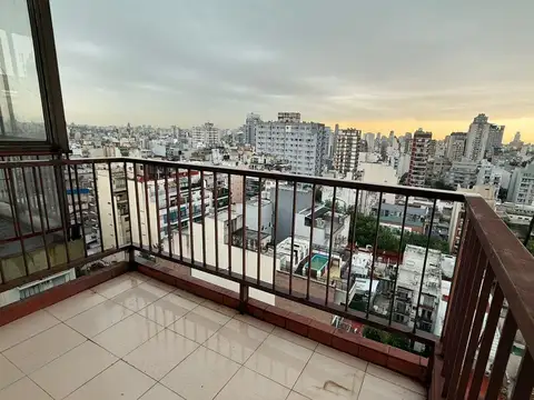 Av Corrientes 4100, Departamento Monoambiente con Balcón, Piso Alto y Vista Abierta, Almagro