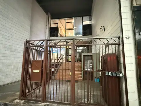 Av Corrientes  al 4100