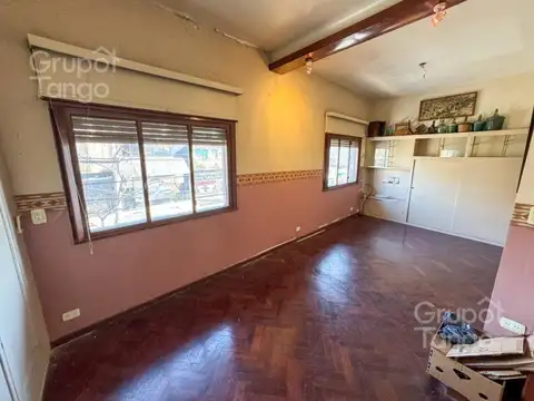 Depto Tipo Casa en Venta de 4 ambientes