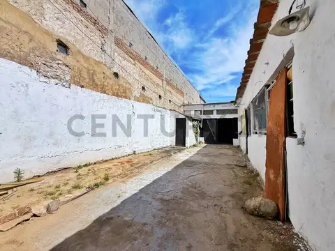 Galpon en Venta en Tolosa, USD 39.000