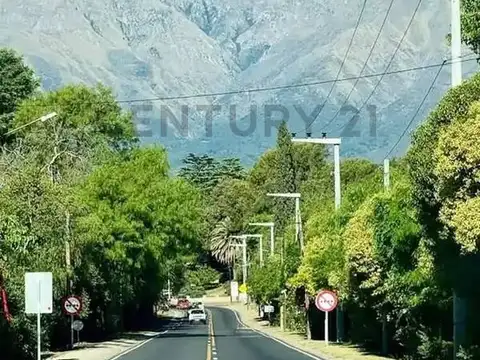 Ruta 14 100, Piso 0