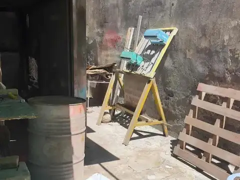 Galpon en Venta en Chacarita, USD 260.000