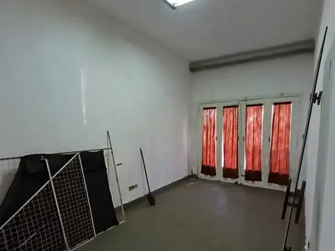 Depto Tipo Casa en Venta 56 años