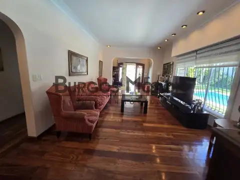 Casa en Alquiler en Ramos Mejia, USD 3.500