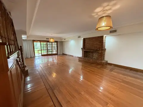 Comandante Espora 900