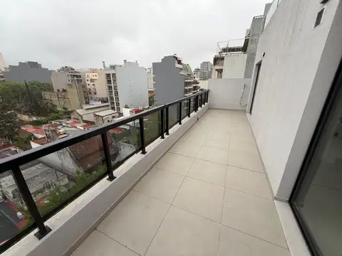 Lavalleja 900, Piso 8