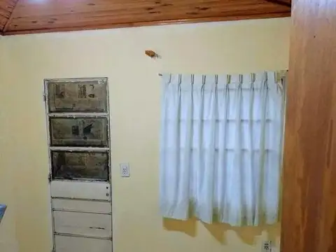 Casa 5 ambientes con 2 baños