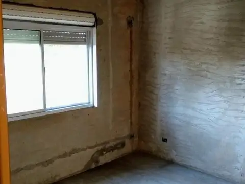 Casa en Venta en Luis Guillon, USD 70.000