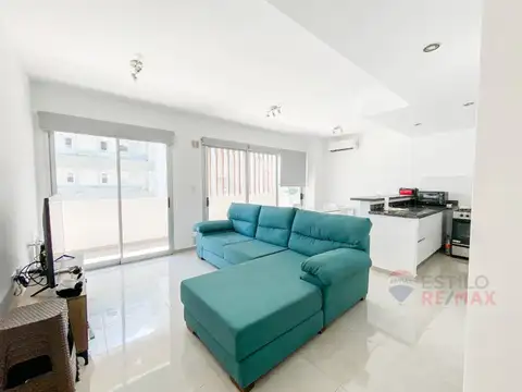 SEMIPISO DE CATEGORIA AL FRENTE EN VENTA